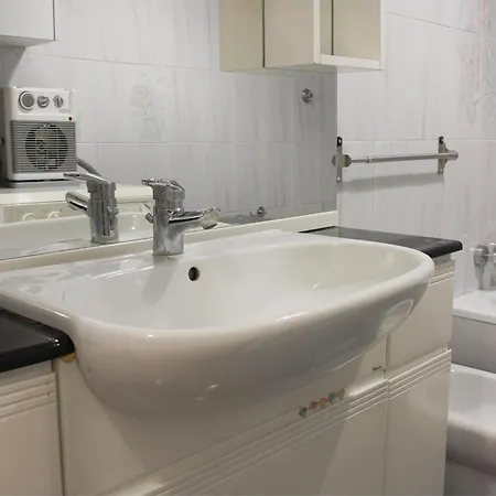 Apartment Vela - 200 Mt Porto Livorno